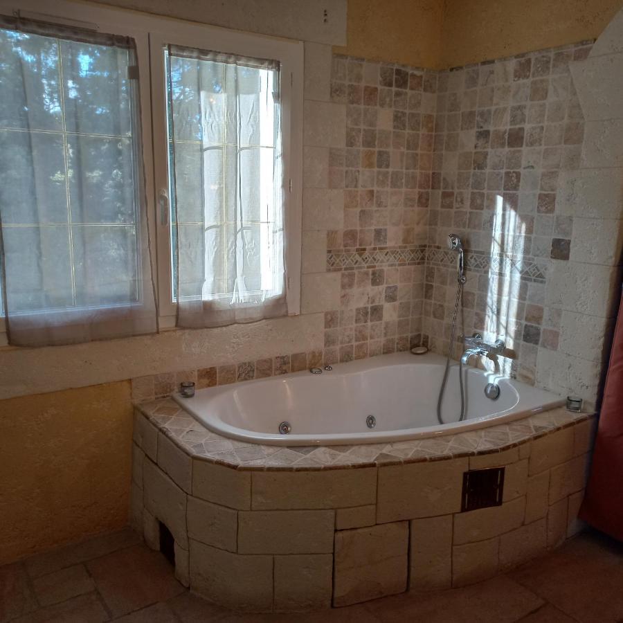 Gite With Private Jacuzzi, Shiatsu & Healthy Food Ladern-sur-Lauquet 外观 照片